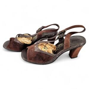 Hush Puppies Sandals Suede Chunky Heel Vintage 70s Retro Open Toe Shoes Hippie